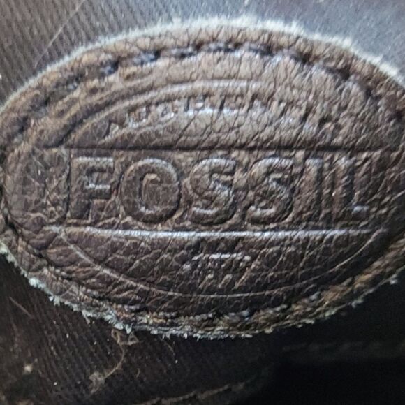 Fossil Black Leather Crossbody Multiple Zippered Compartments - Picture 9 of 10